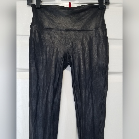 Spanx Faux Leather Leggings Black Size Medium - Picture 8 of 12
